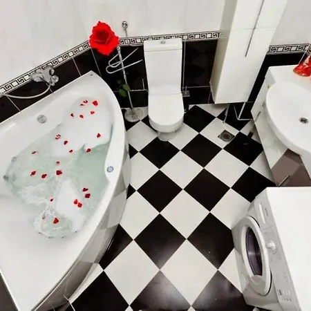 Beachfront With Wonderful Large Terrace Apartament