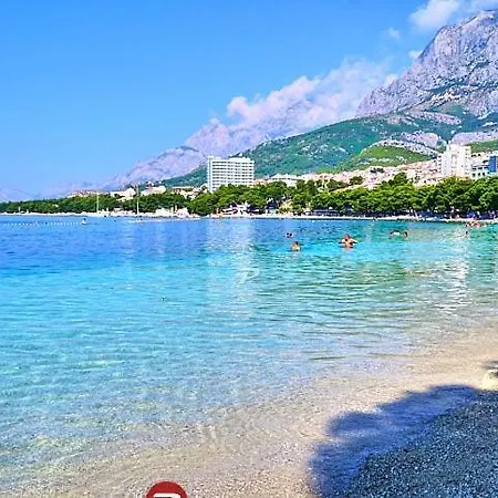 Apartament Beachfront With Wonderful Large Terrace *