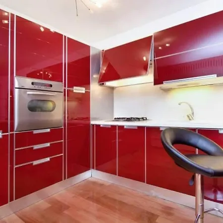 Appartement Beachfront With Wonderful Large Terrace Makarska